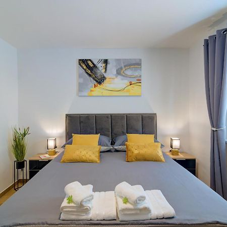 Apartman Mia Senj  Eksteriør billede